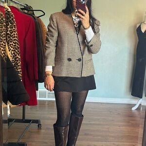 Vintage black and tan houndstooth cropped blazer jacket